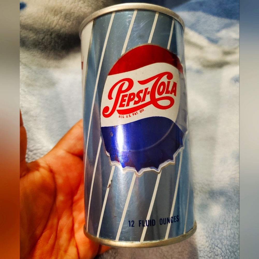 Vintage 1960's Pepsi-Cola Steel Flat Top can.